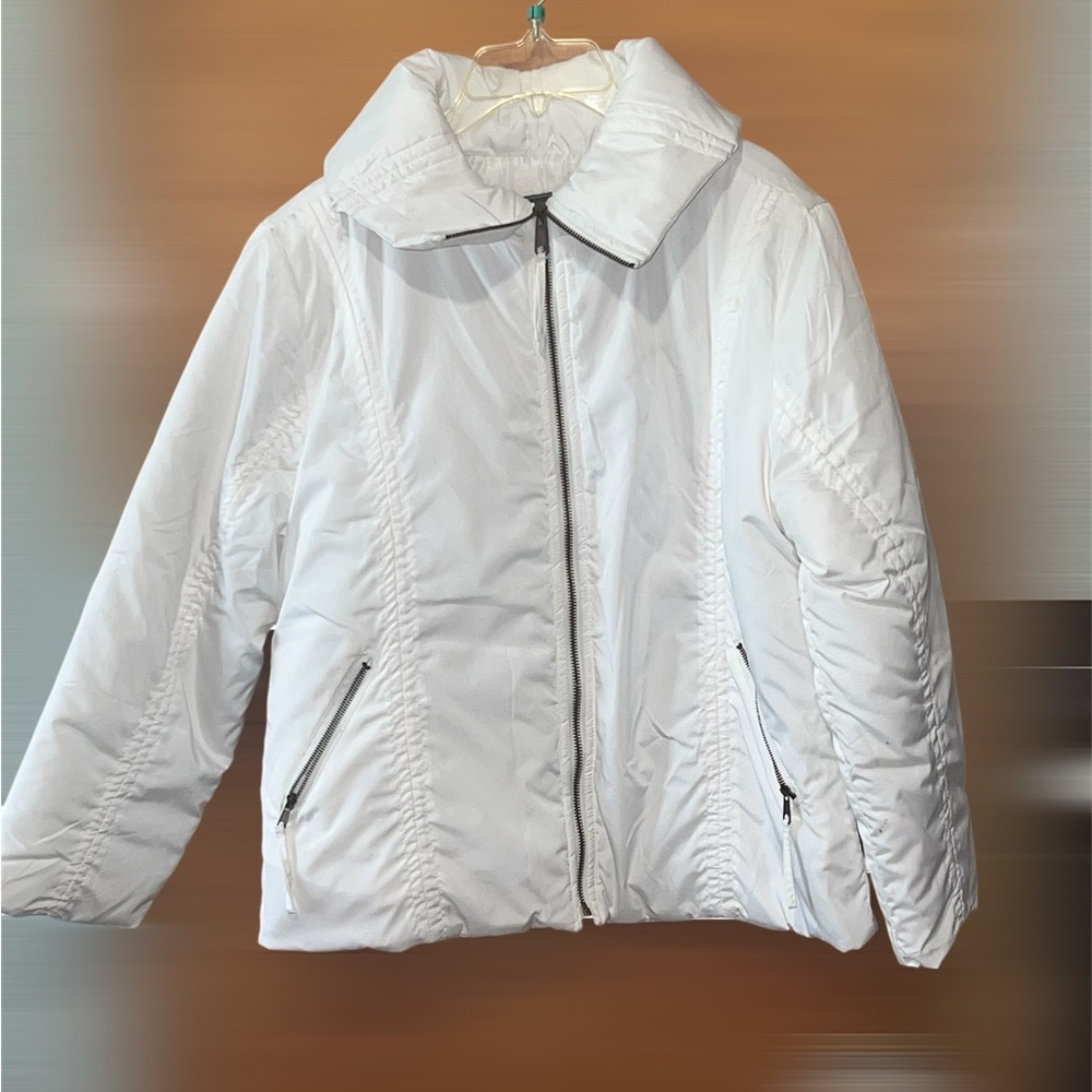 Women's White Puffer Jacket